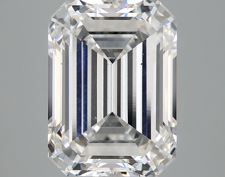 4.05 CT Emerald Diamond