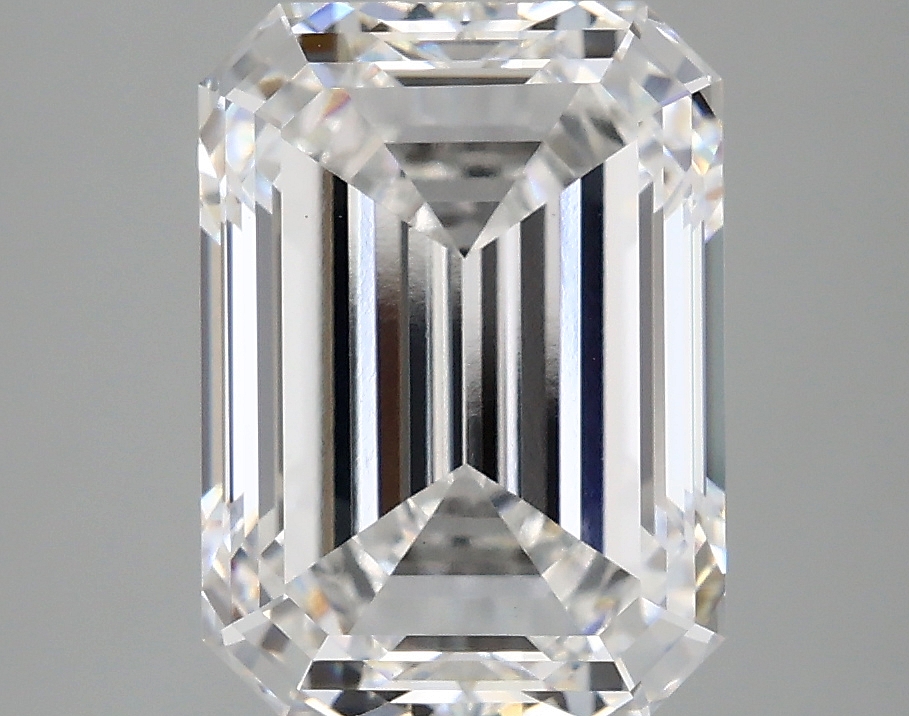 4.10 CT Emerald Diamond