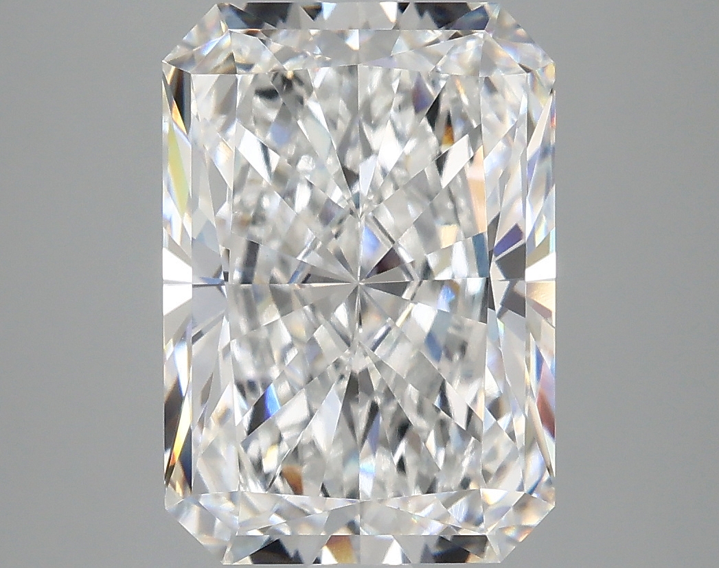 5.09 CT Radiant Diamond