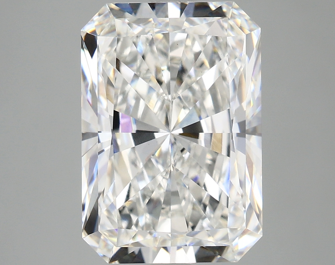 5.09 CT Radiant Diamond