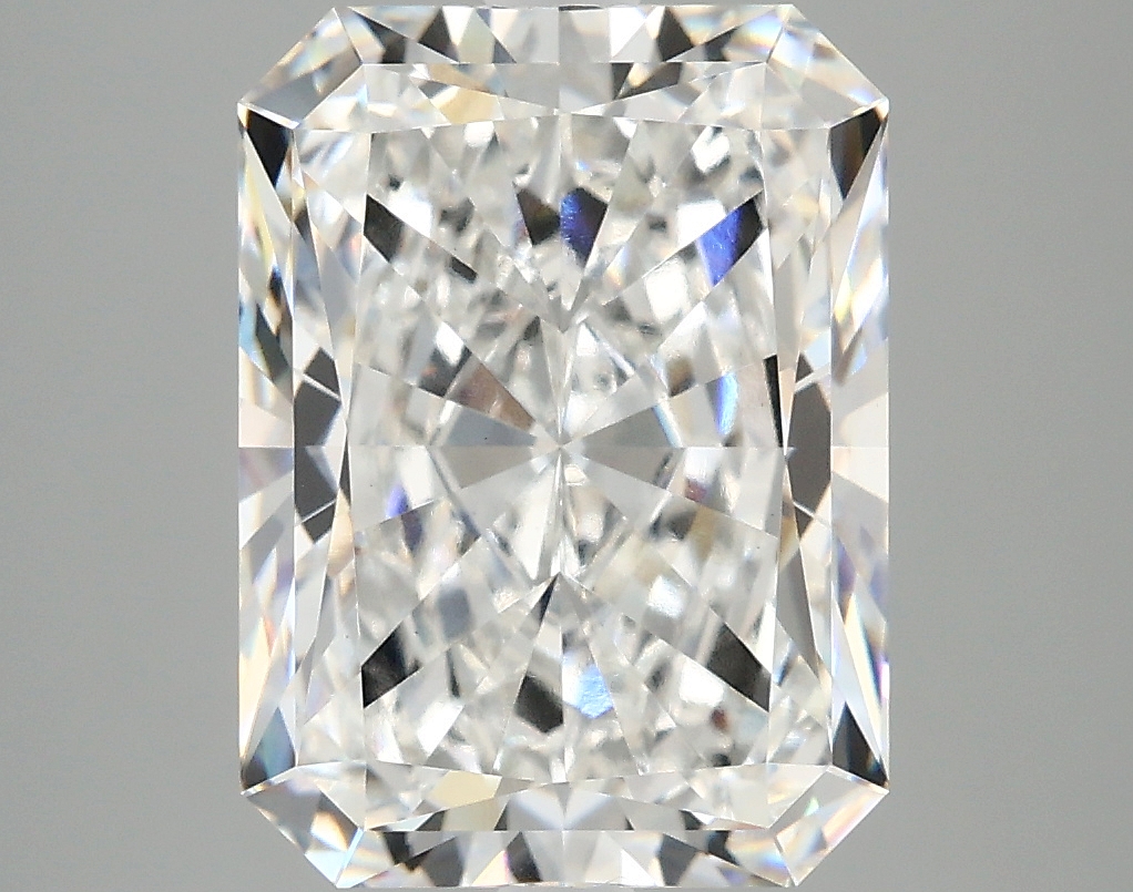 5.09 CT Radiant Diamond