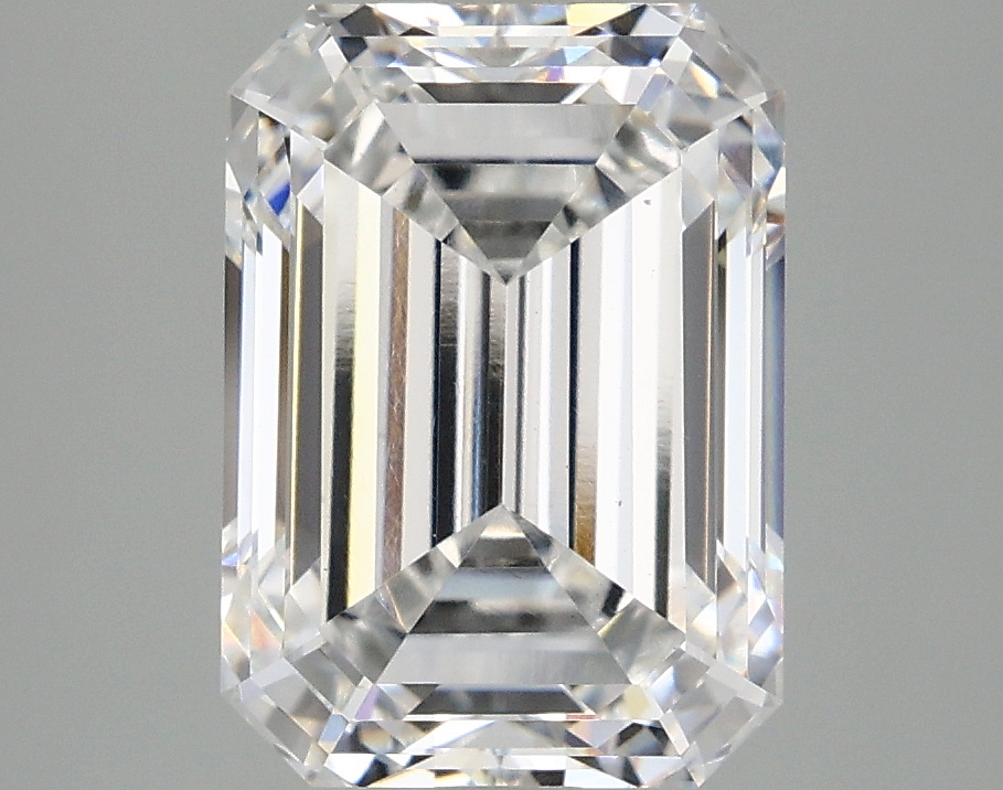 4.06 CT Emerald Diamond