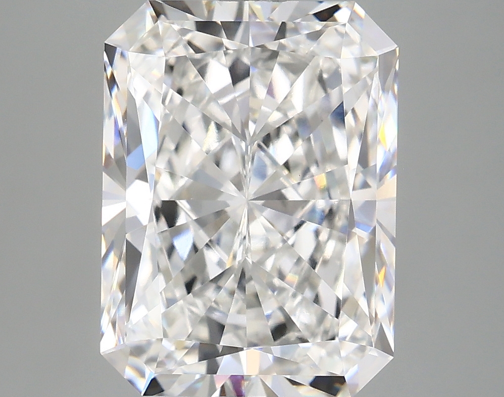 5.04 CT Radiant Diamond