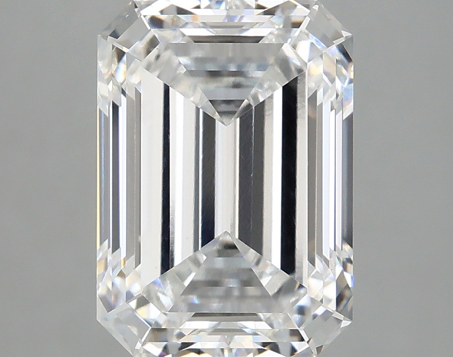 4.09 CT Emerald Diamond