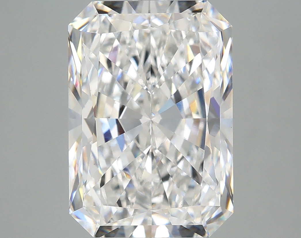 5.09 CT Radiant Diamond