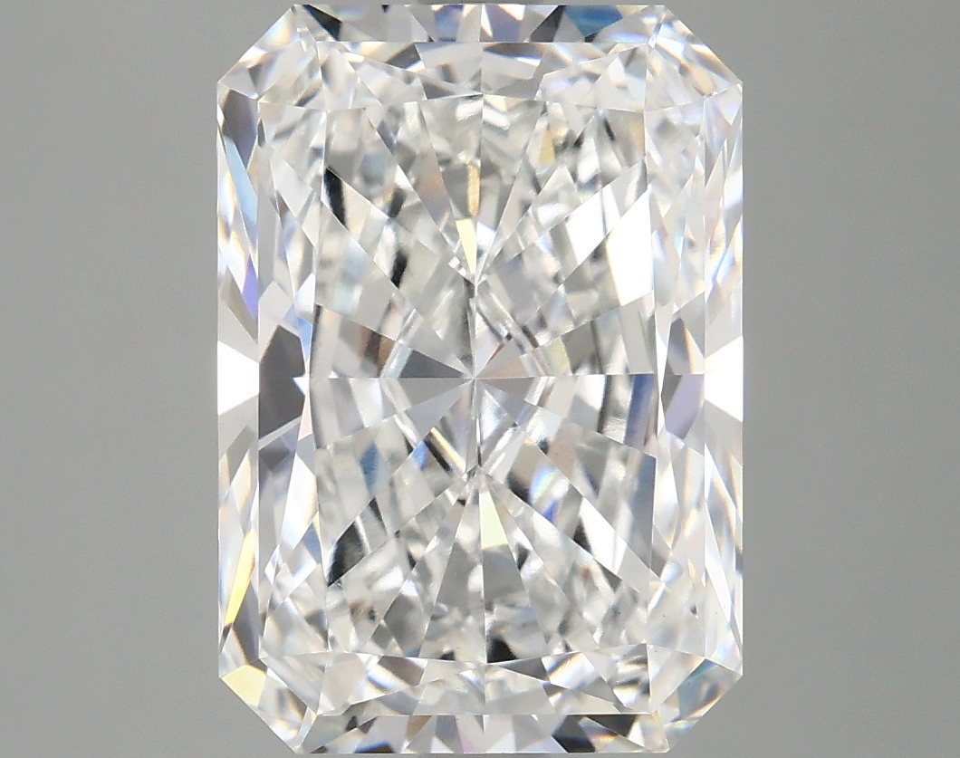 5.09 CT Radiant Diamond