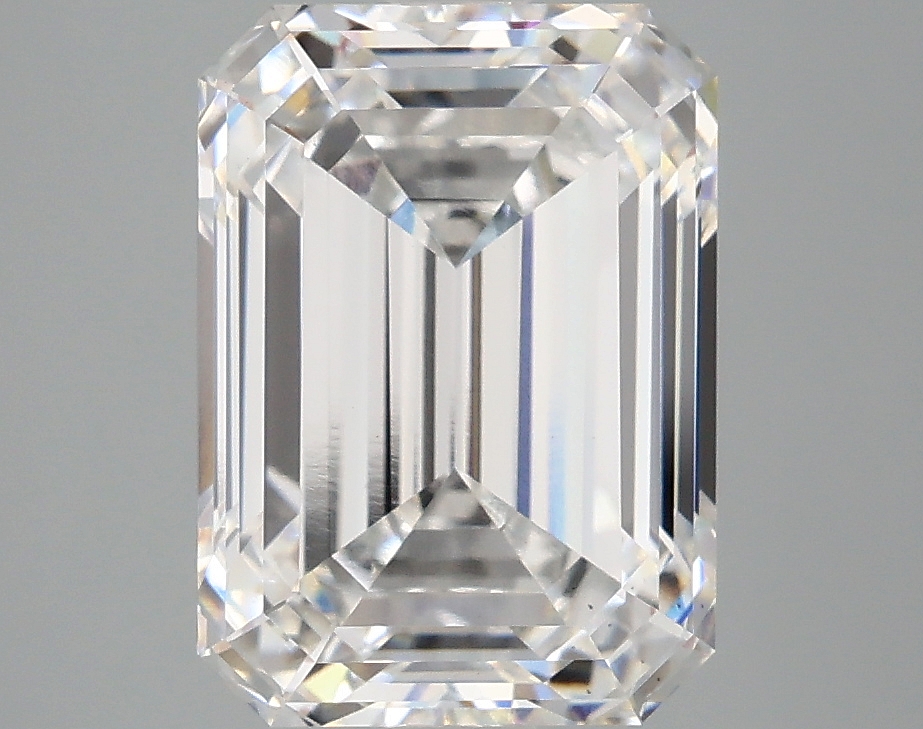 4.05 CT Emerald Diamond