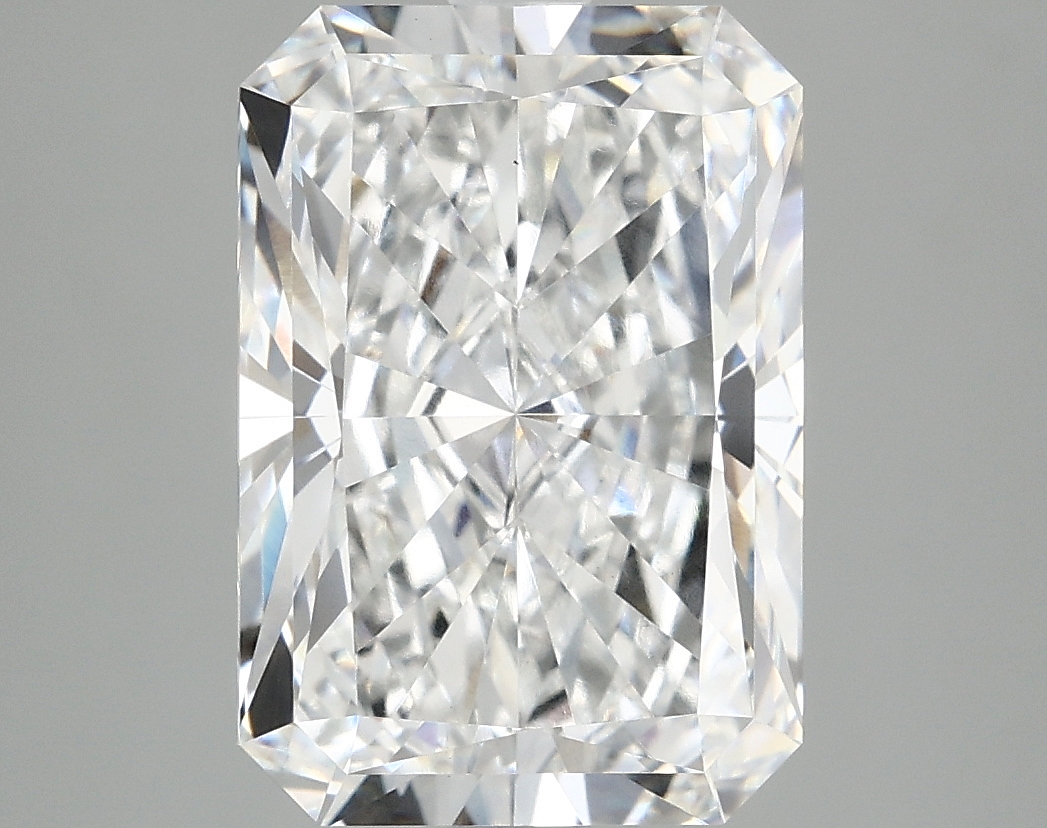 5.09 CT Radiant Diamond