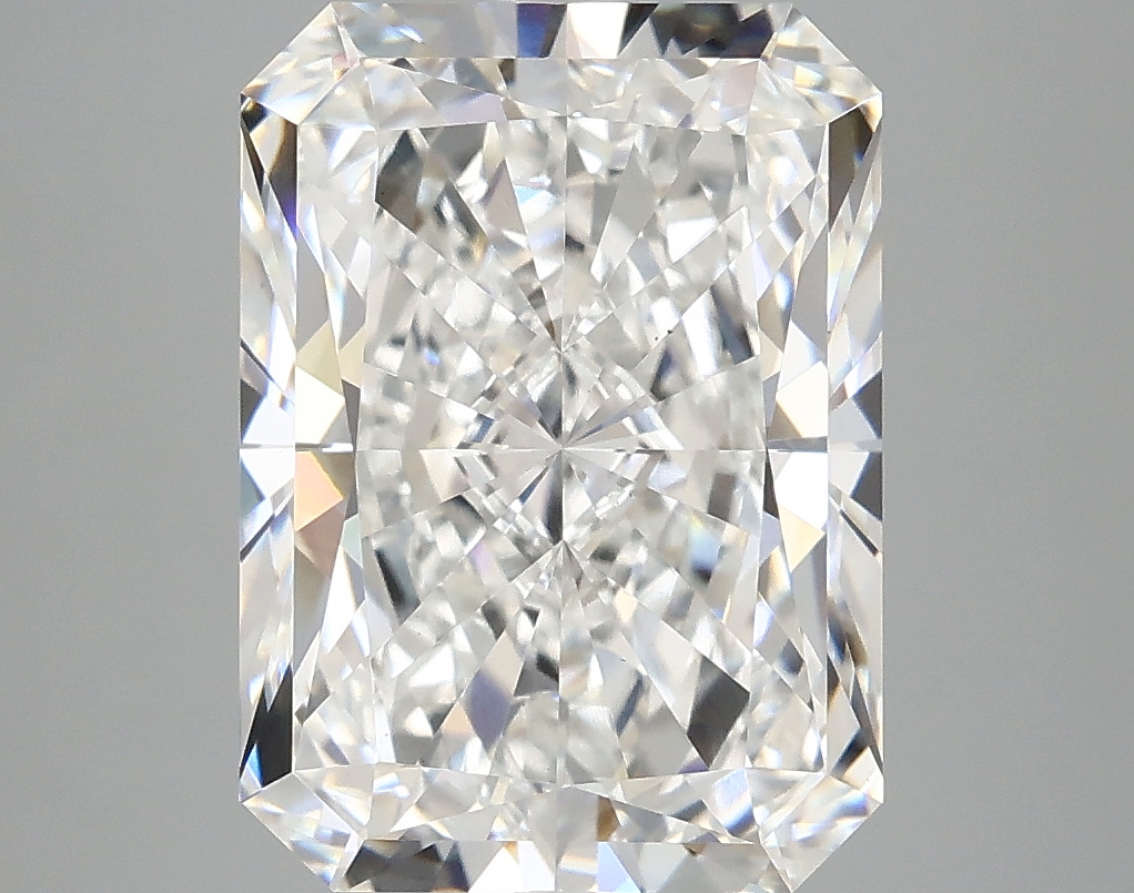 5.08 CT Radiant Diamond