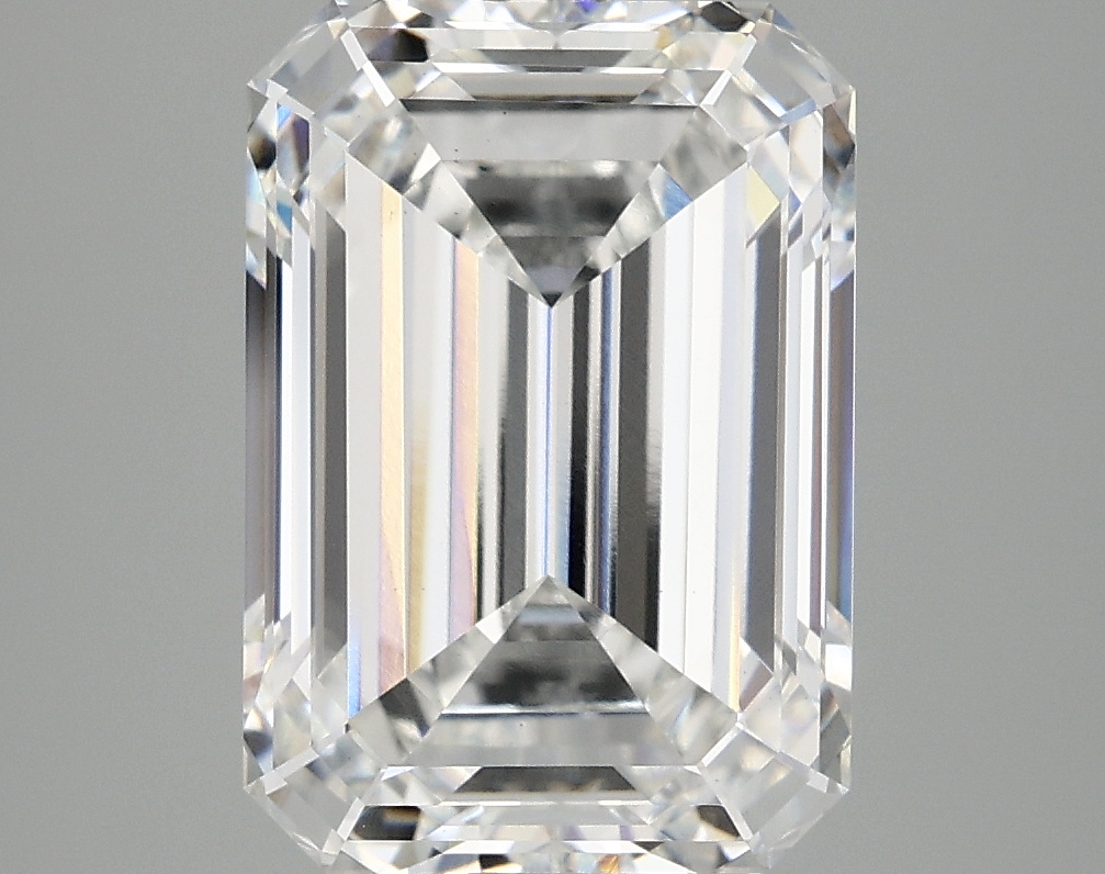 5.06 CT Emerald Diamond