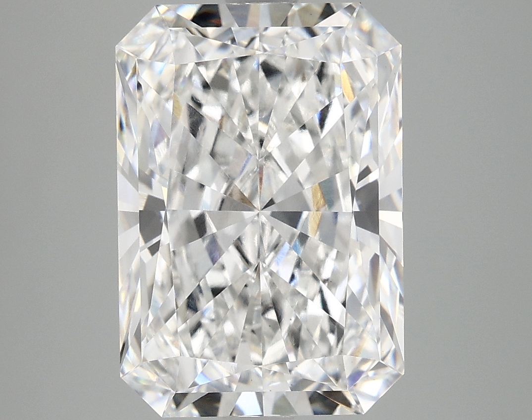5.08 CT Radiant Diamond