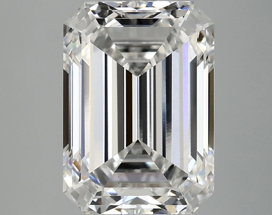 4.06 CT Emerald Diamond