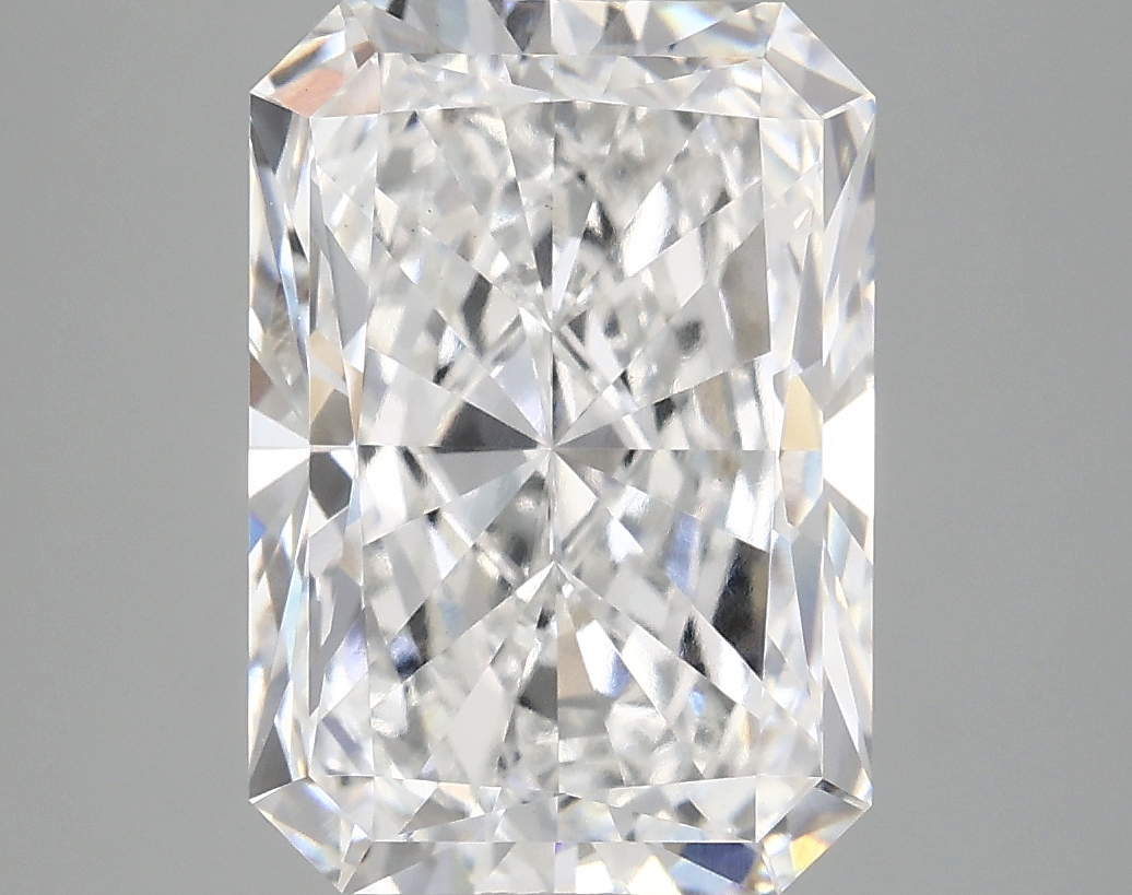 5.09 CT Radiant Diamond