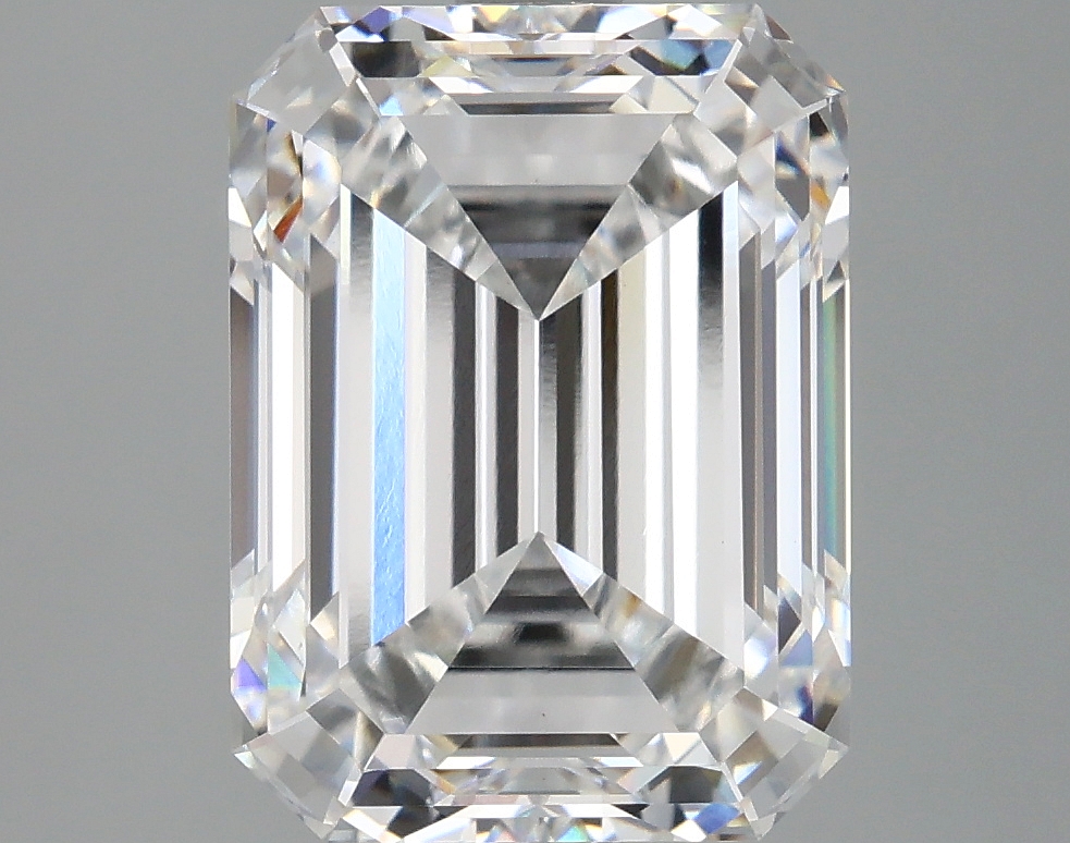 4.06 CT Emerald Diamond