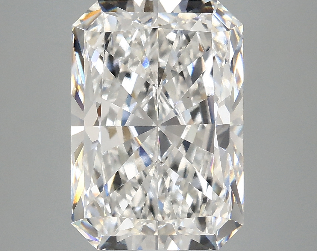 5.09 CT Radiant Diamond