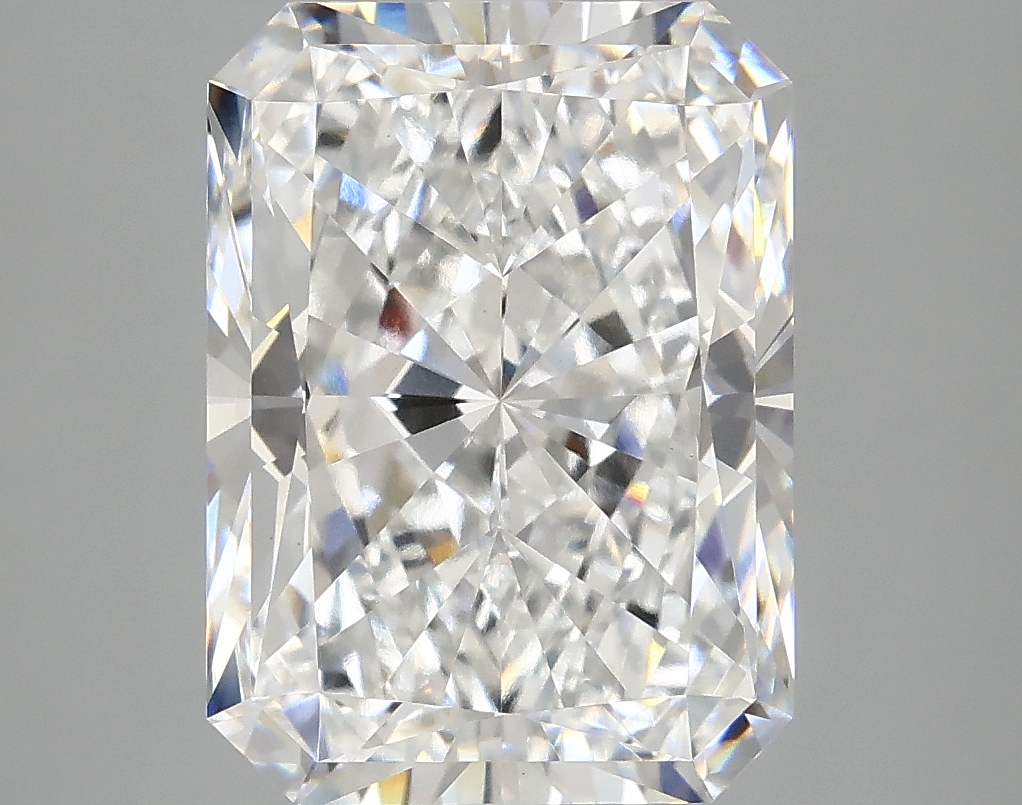 5.09 CT Radiant Diamond