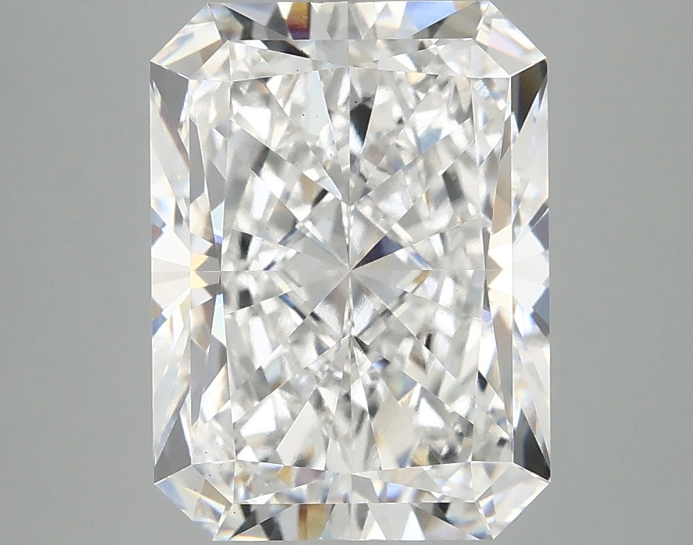 5.09 CT Radiant Diamond