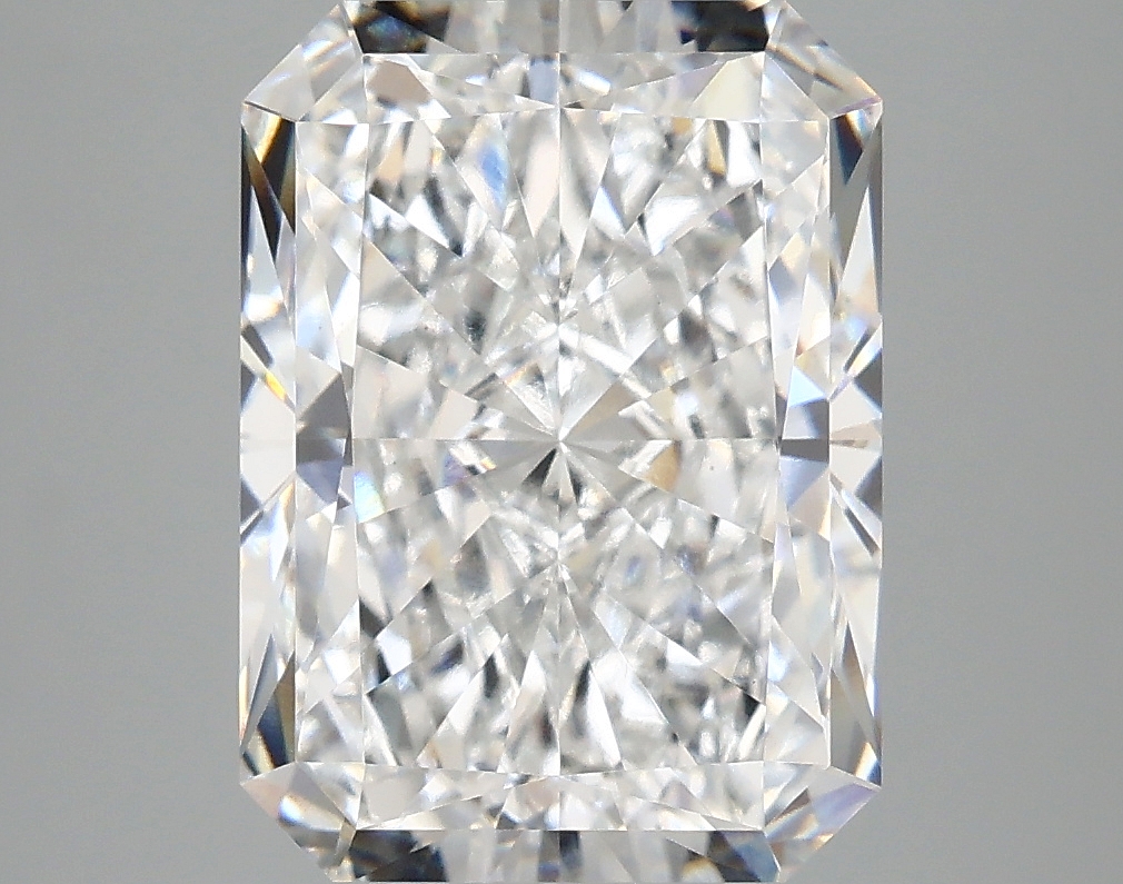 5.09 CT Radiant Diamond
