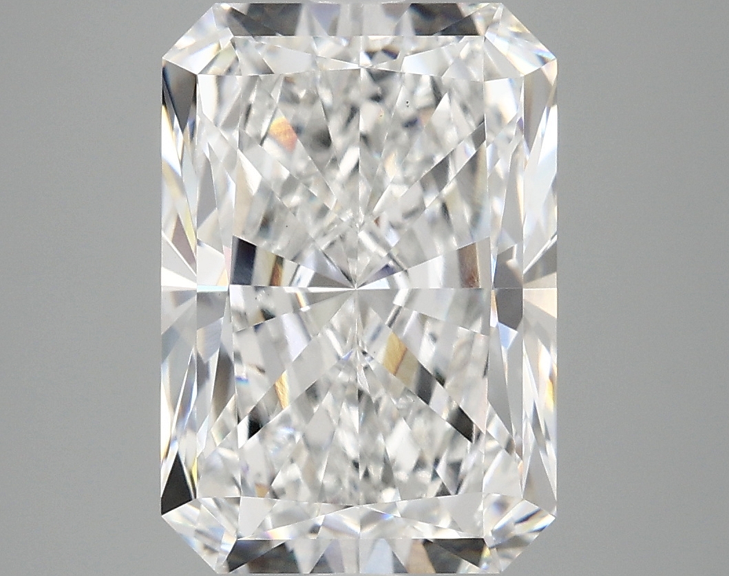 5.09 CT Radiant Diamond