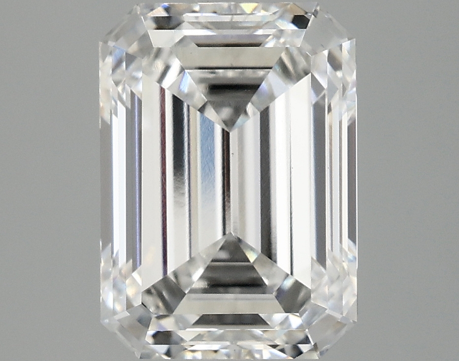 4.07 CT Emerald Diamond