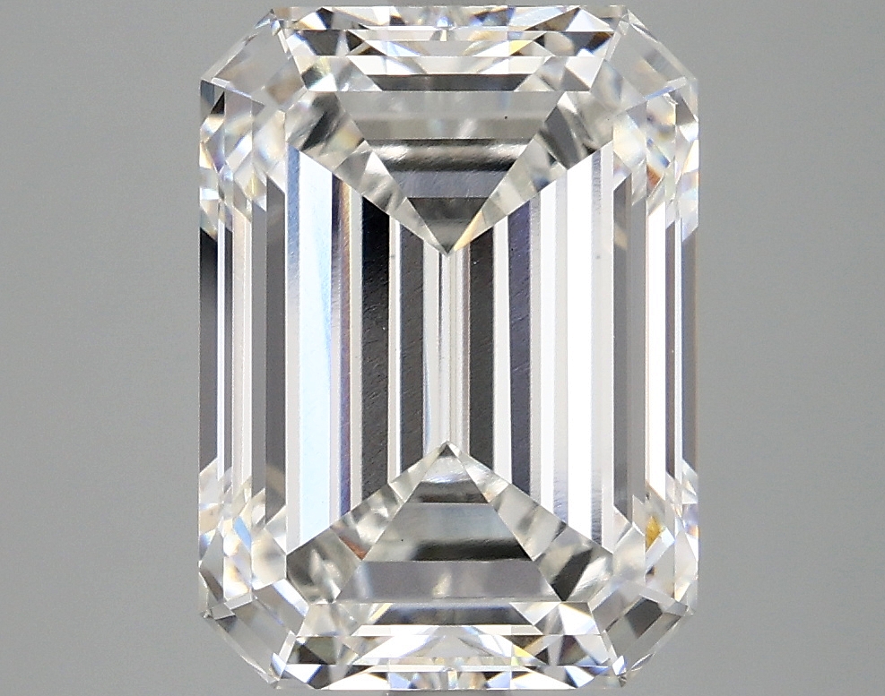 5.01 CT Emerald Diamond