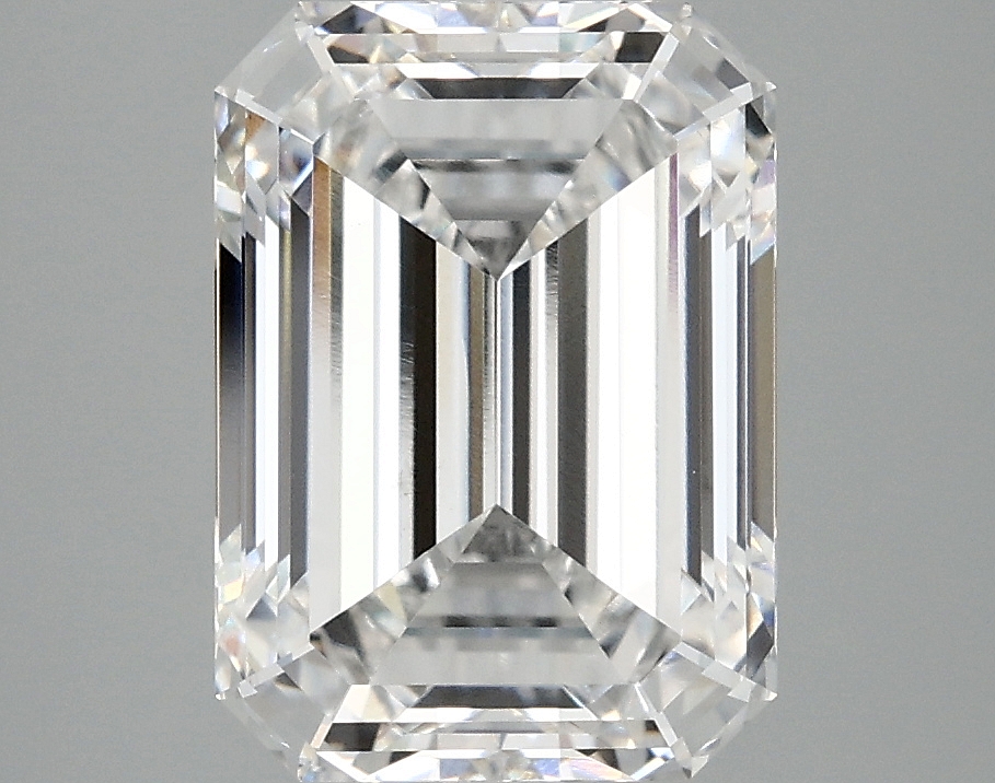 4.04 CT Emerald Diamond