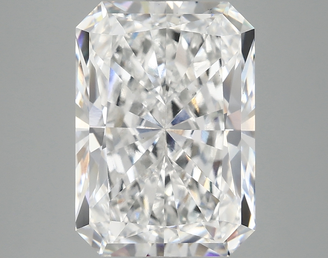 5.09 CT Radiant Diamond
