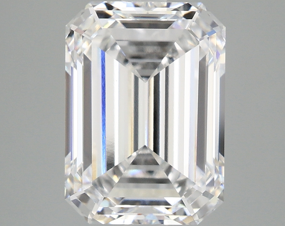 4.10 CT Emerald Diamond