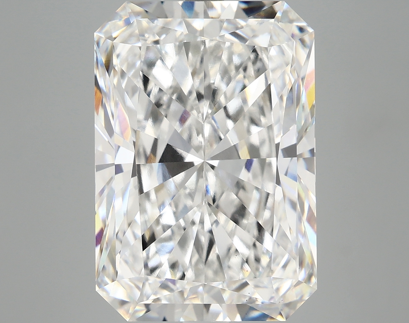 10.61 CT Radiant Diamond