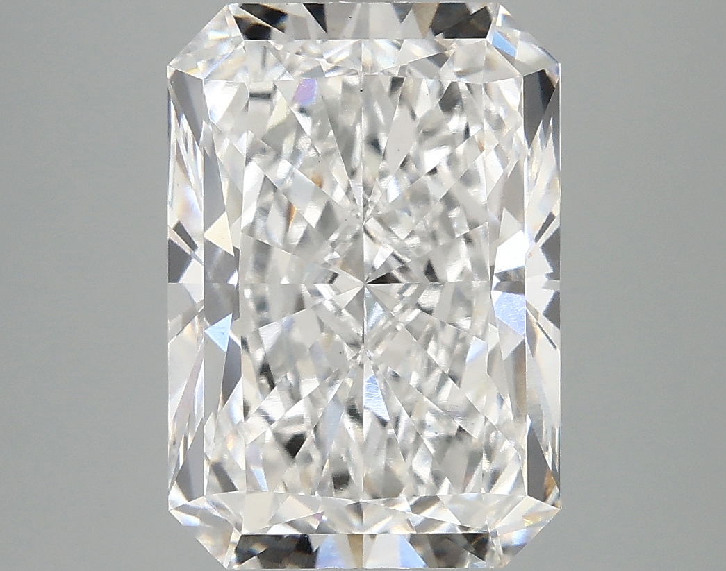 5.09 CT Radiant Diamond