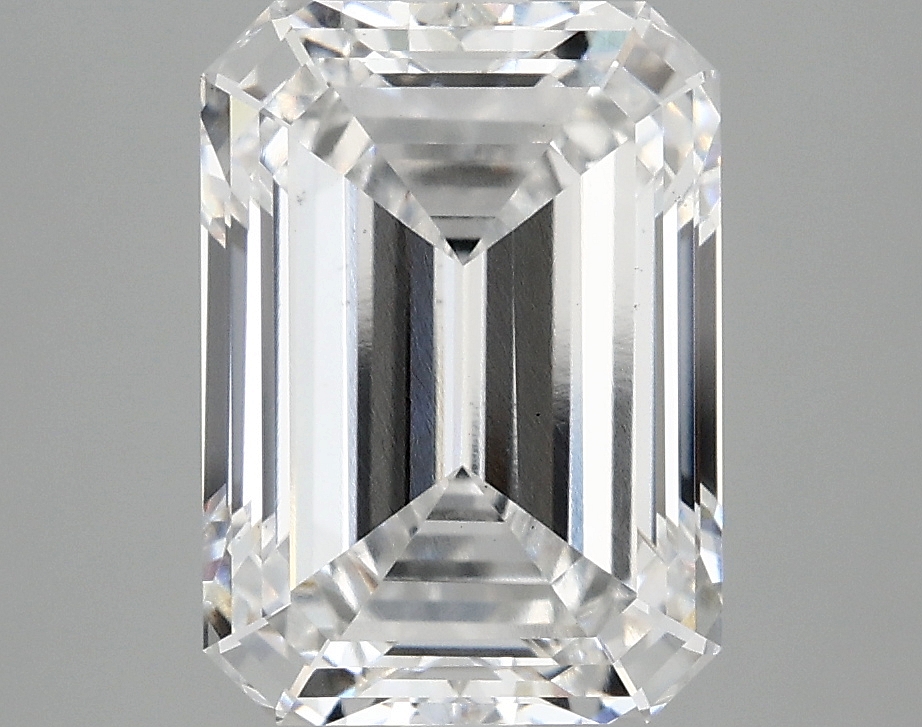 4.07 CT Emerald Diamond