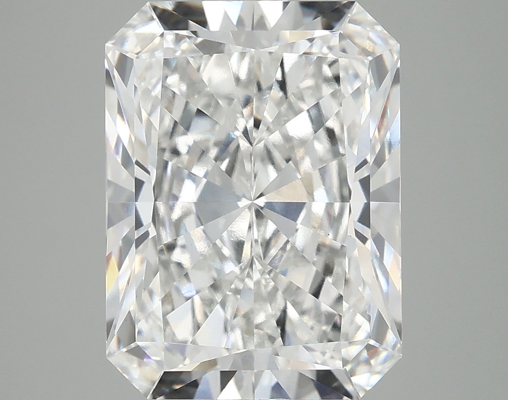 5.09 CT Radiant Diamond