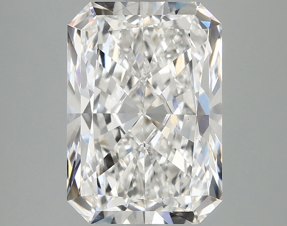 4.07 CT Radiant Diamond