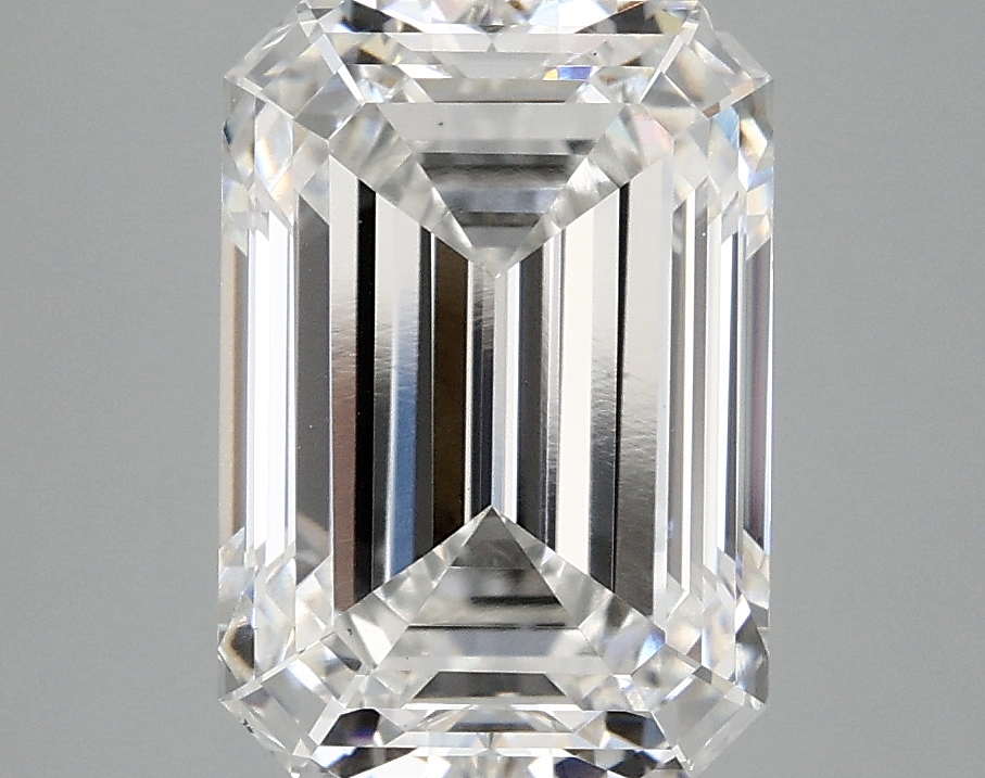 4.10 CT Emerald Diamond