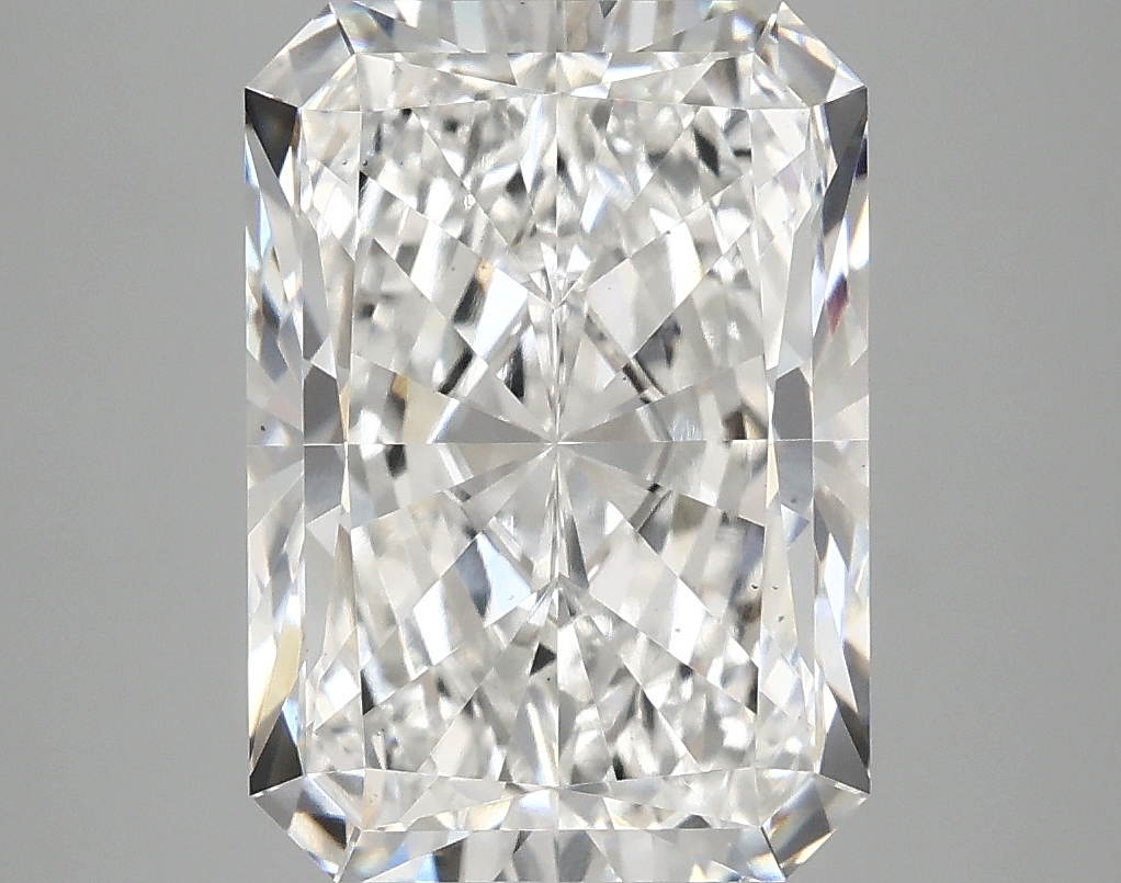 4.90 CT Radiant Diamond