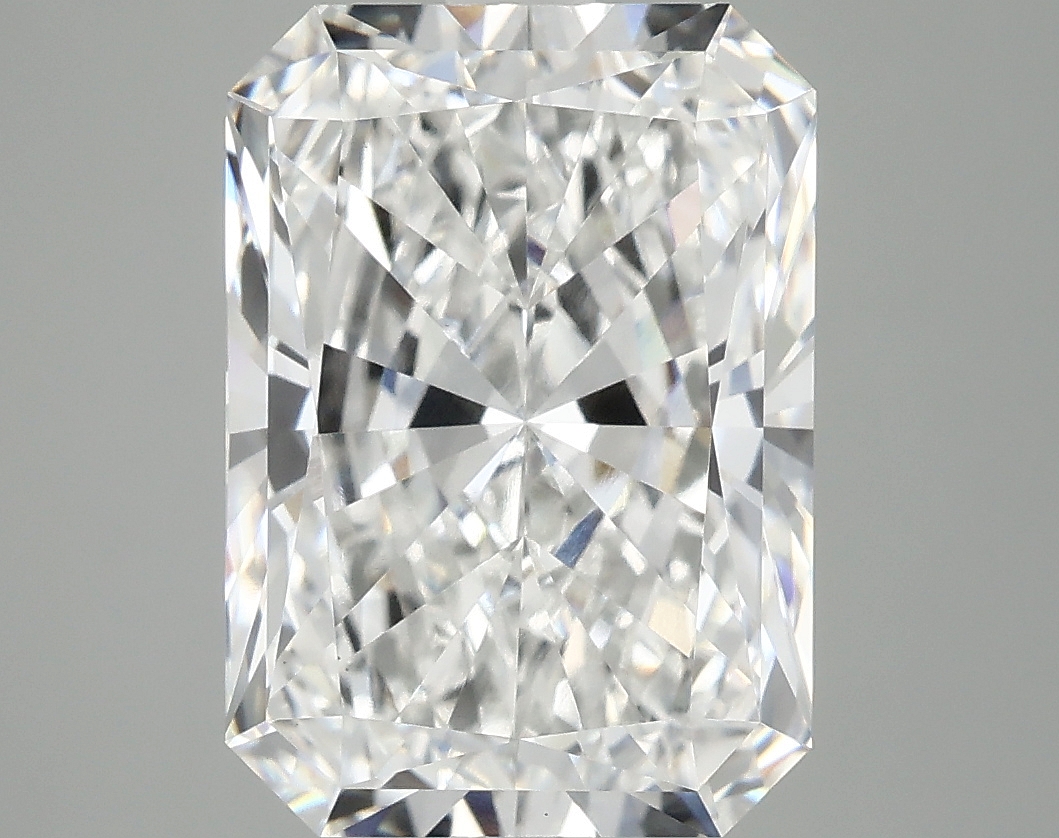 5.09 CT Radiant Diamond