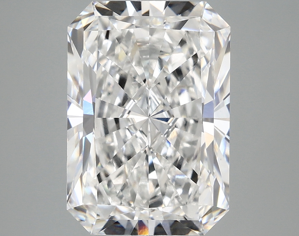 5.09 CT Radiant Diamond