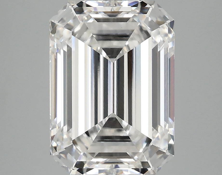 4.04 CT Emerald Diamond