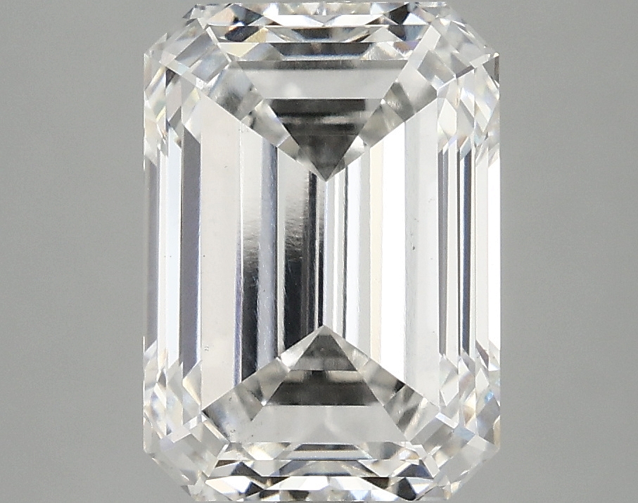 4.07 CT Emerald Diamond