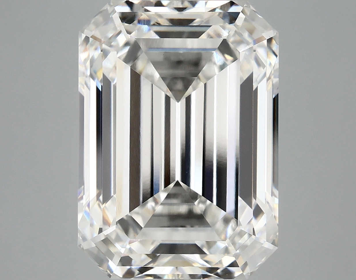 10.57 CT Emerald Diamond