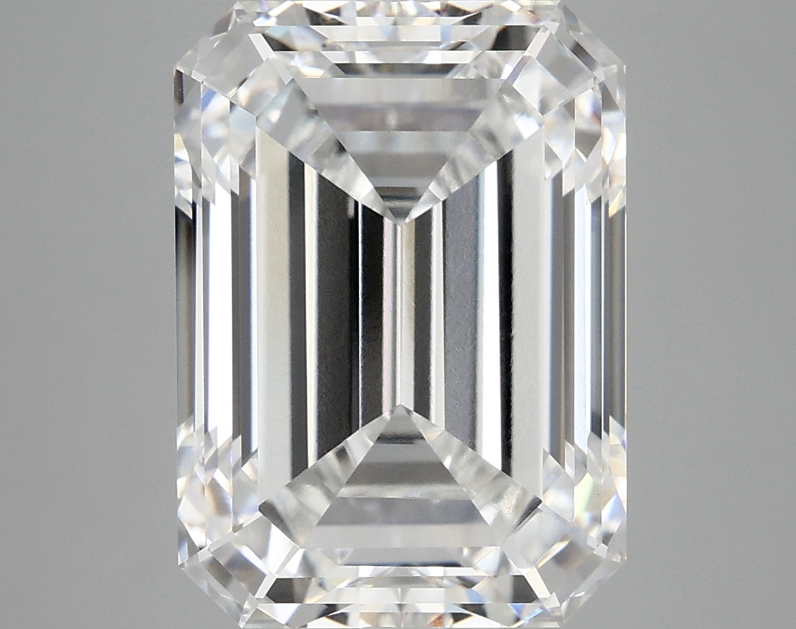 8.66 CT Emerald Diamond