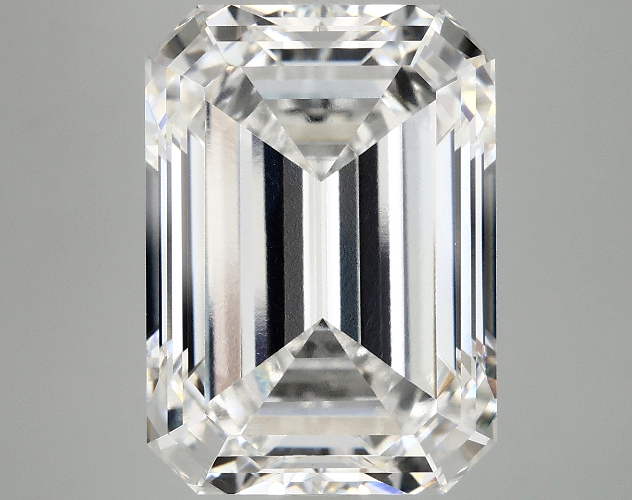 10.20 CT Emerald Diamond