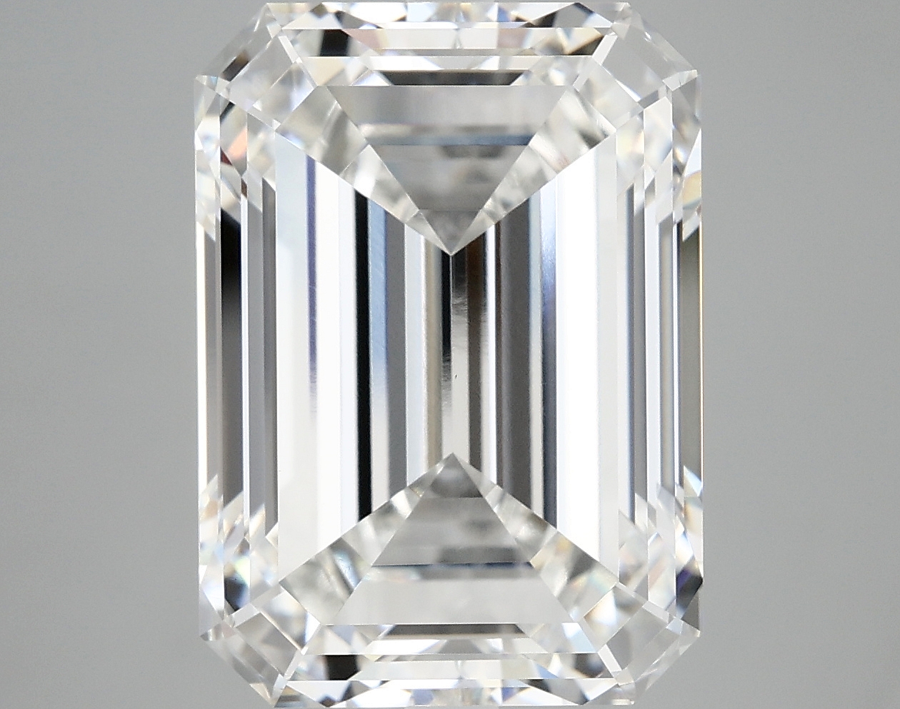 10.52 CT Emerald Diamond