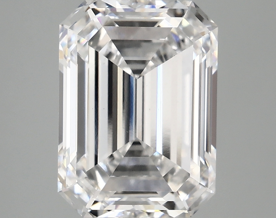 4.08 CT Emerald Diamond