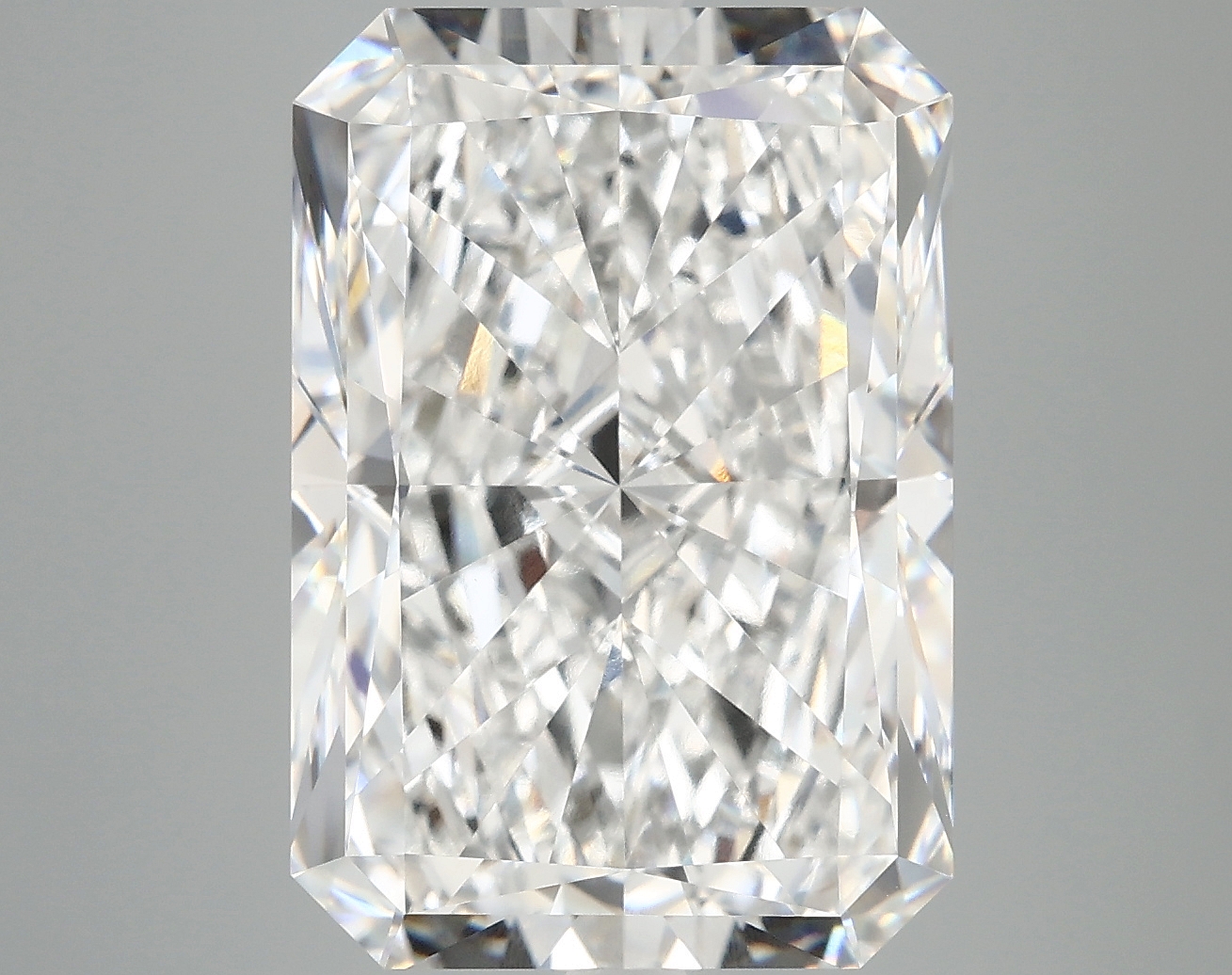 10.19 CT Radiant Diamond