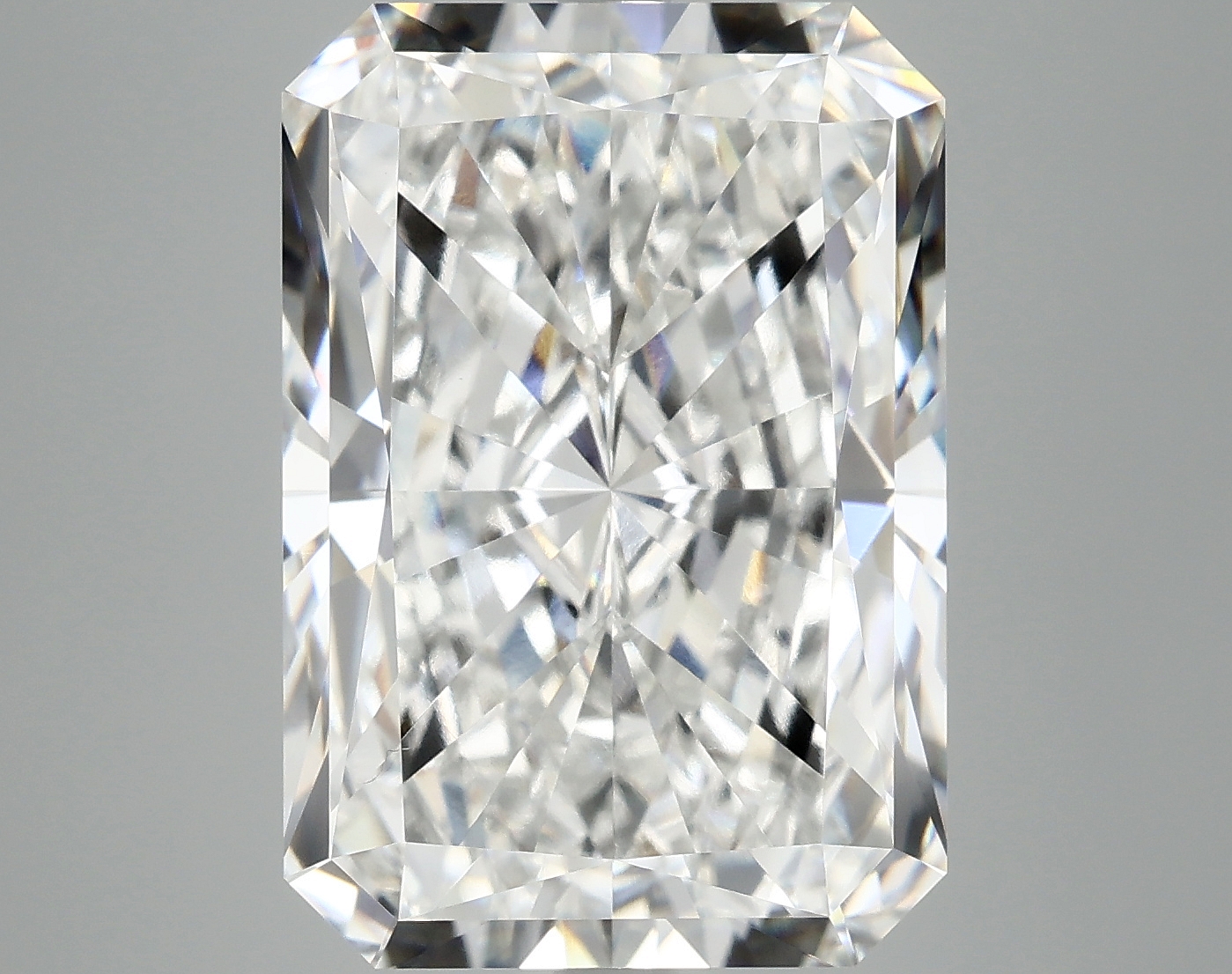 11.01 CT Radiant Diamond