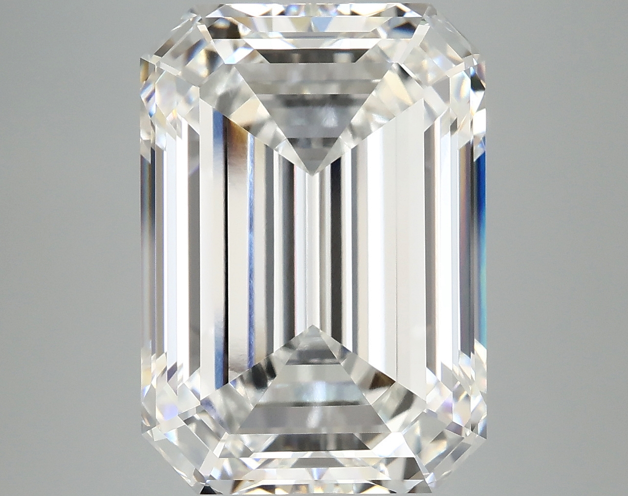 10.08 CT Emerald Diamond