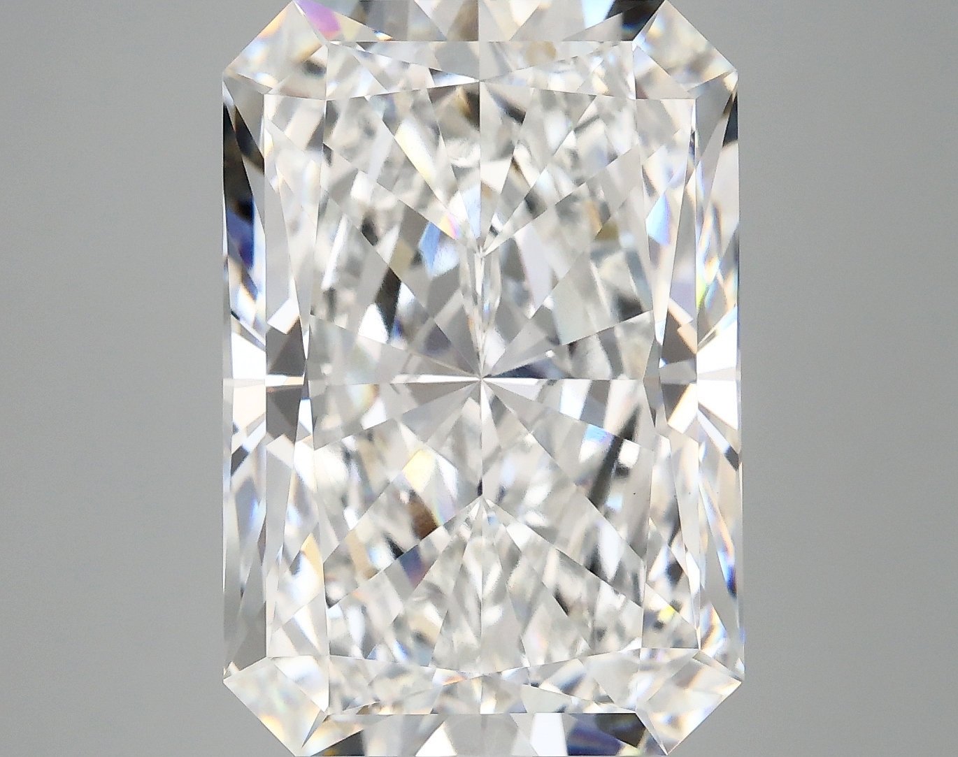 10.15 CT Radiant Diamond