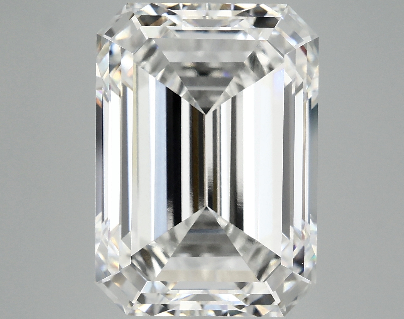 10.83 CT Emerald Diamond