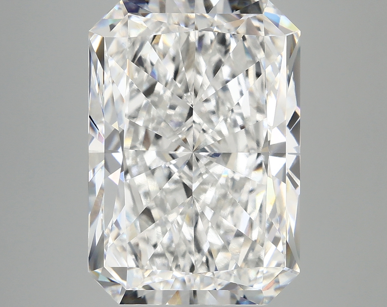 10.21 CT Radiant Diamond